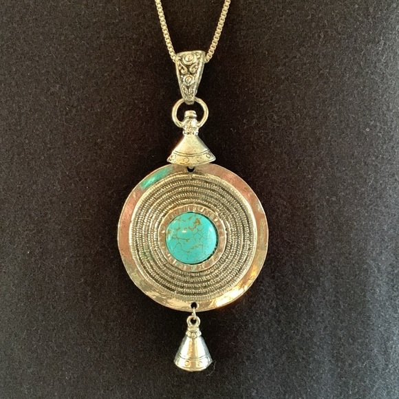 Silver and turquoise costume jewelry long necklace. - Picture 2 of 5